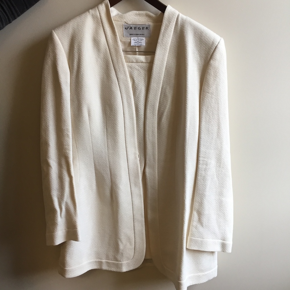 Jaeger Cream Jacket & Pencil Skirt Suit